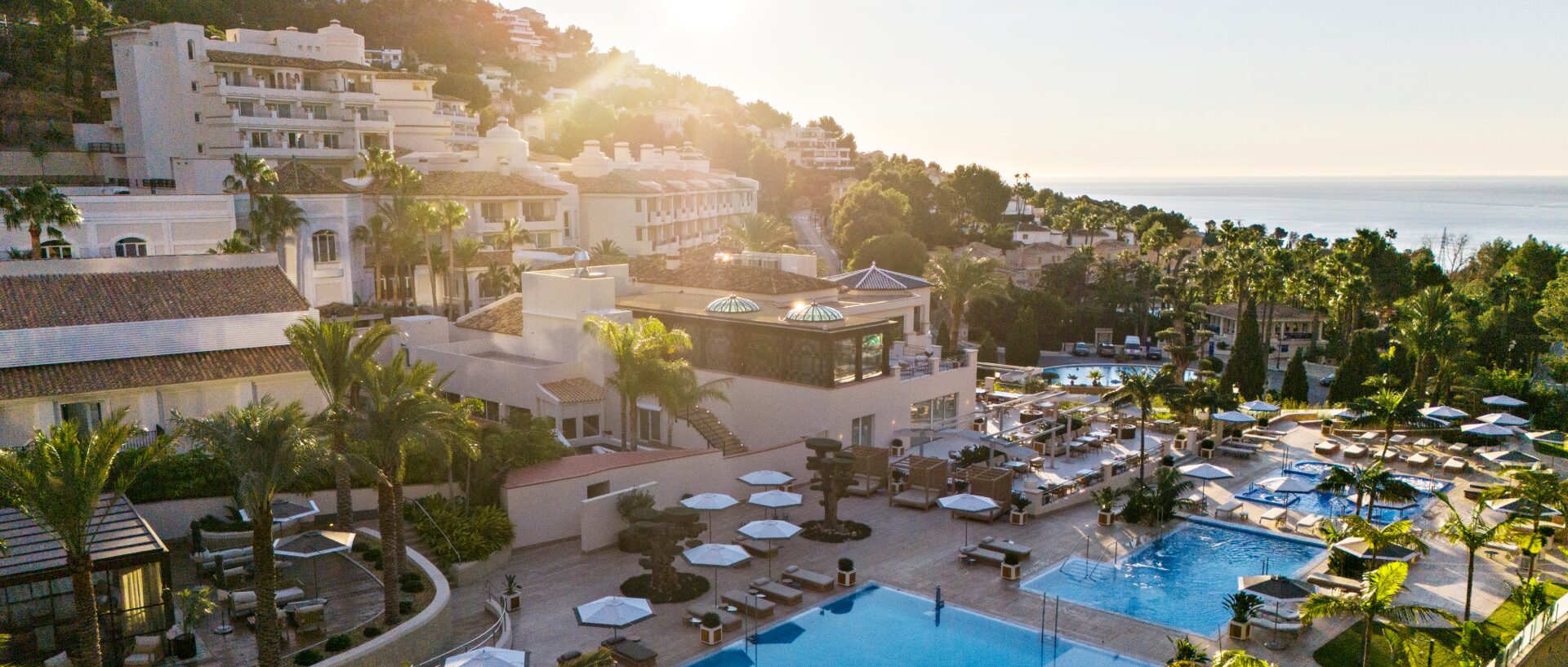 ZEM Wellness Clinic vs Clinique La Prairie