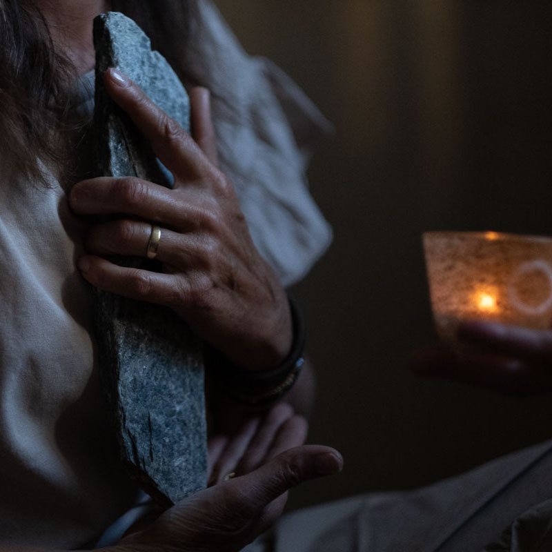 Meditating with the guidance of the stone energy, an experience by Kornelia Schwitzer, a member of Serenity Healers