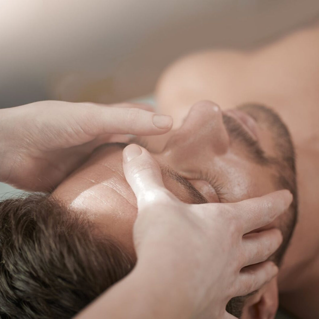 Head massage at Lefay Dolomiti