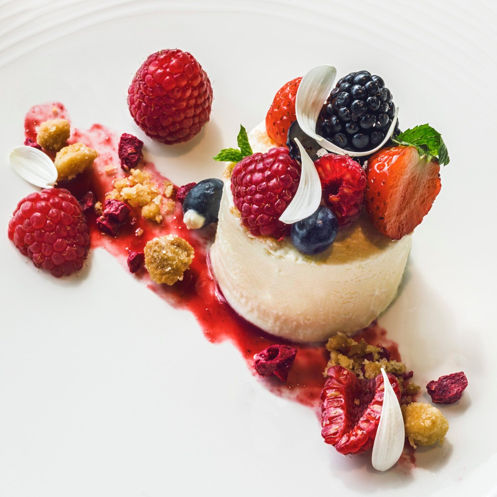 Dessert with fruits and panacotta at Lefay Dolomiti
